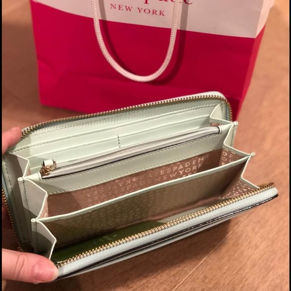 Kate Spade ♠️spencer zip-around continental wallet - Picture 2 of 4